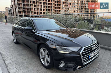 Седан Audi A6 2022 в 