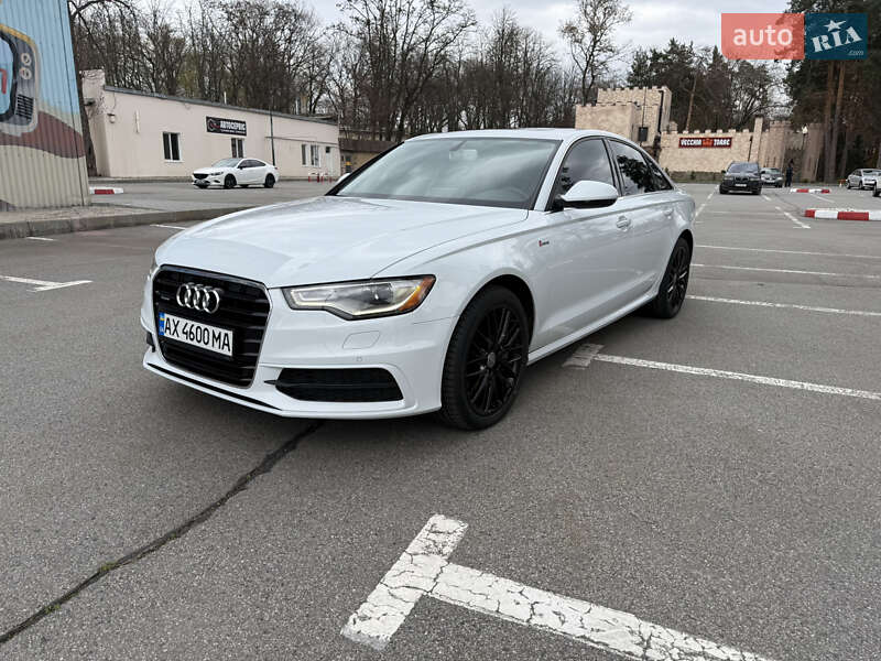 Седан Audi A6 2014 в 