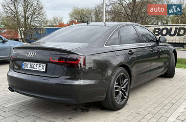 Седан Audi A6 2013 в 