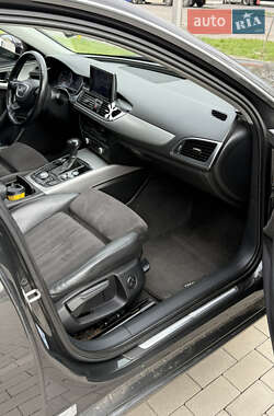 Седан Audi A6 2013 в 