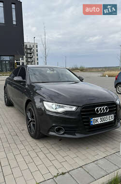 Седан Audi A6 2013 в 