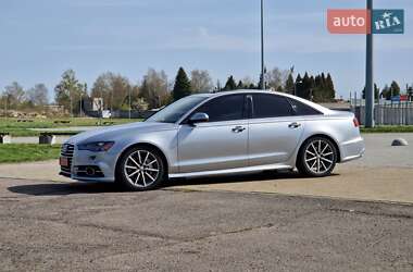 Седан Audi A6 2015 в 
