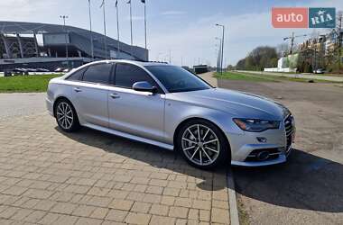 Седан Audi A6 2015 в 