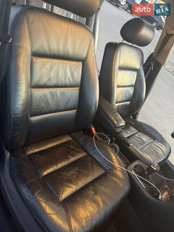 Универсал Audi A6 2003 в Харькове