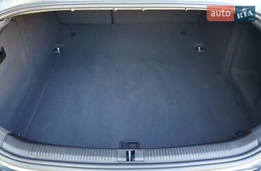 Седан Audi A6 2010 в 