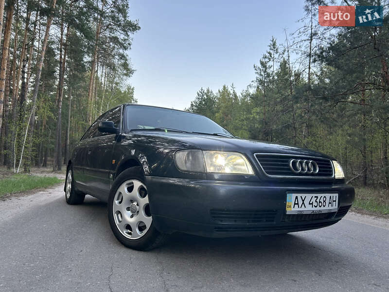 Седан Audi A6 1996 в 