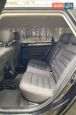 Универсал Audi A6 2003 в 