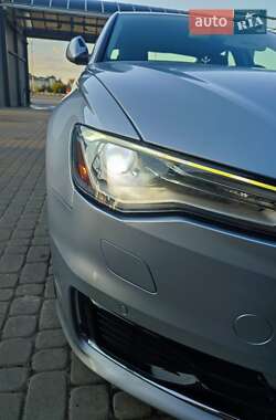 Седан Audi A6 2016 в 