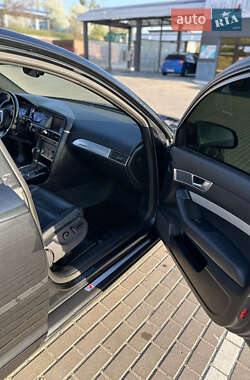 Седан Audi A6 2004 в 