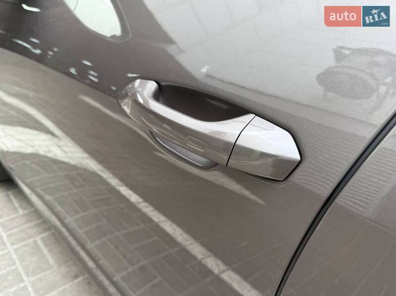 Универсал Audi A6 2018 в Киеве