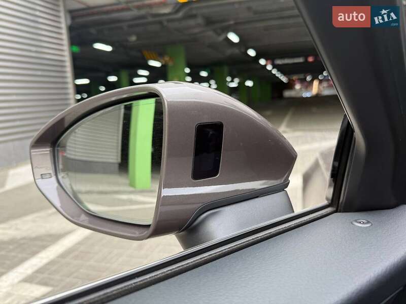 Универсал Audi A6 2018 в Киеве