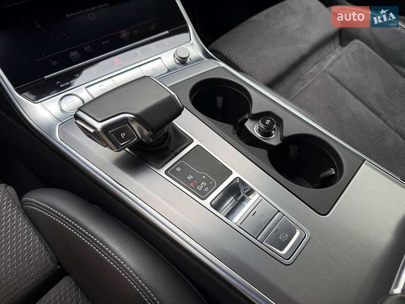 Универсал Audi A6 2018 в Киеве