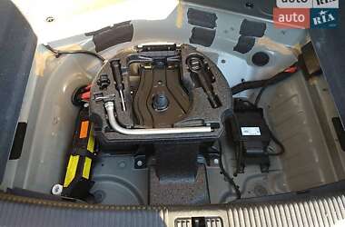 Седан Audi A6 2013 в 