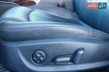 Седан Audi A6 2013 в 