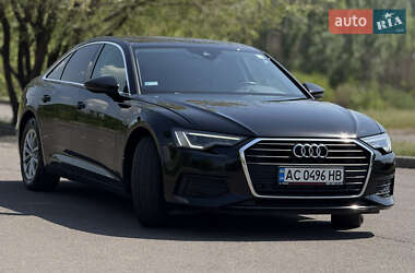 Седан Audi A6 2018 в 