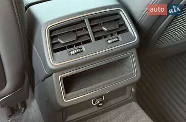Седан Audi A6 2018 в 