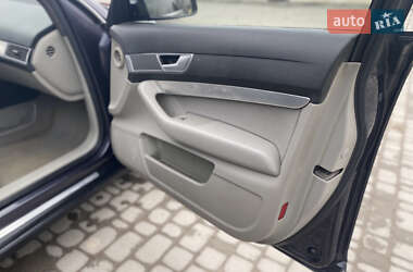Седан Audi A6 2004 в 