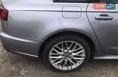 Седан Audi A6 2015 в 