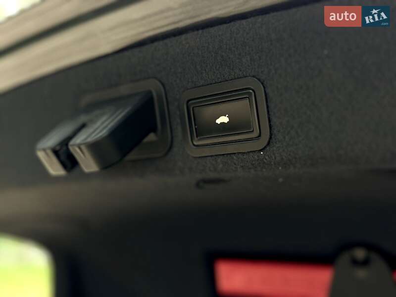 Седан Audi A6 2012 в Полтаве