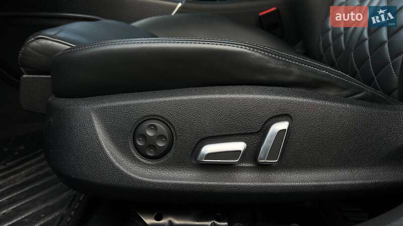 Седан Audi A6 2015 в Львове