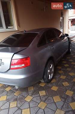 Седан Audi A6 2004 в Виноградові