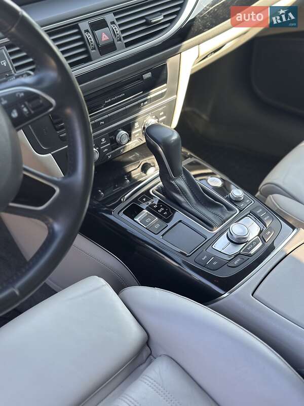 Универсал Audi A6 2015 в Луцке