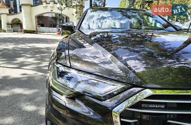 Универсал Audi A6 2018 в 