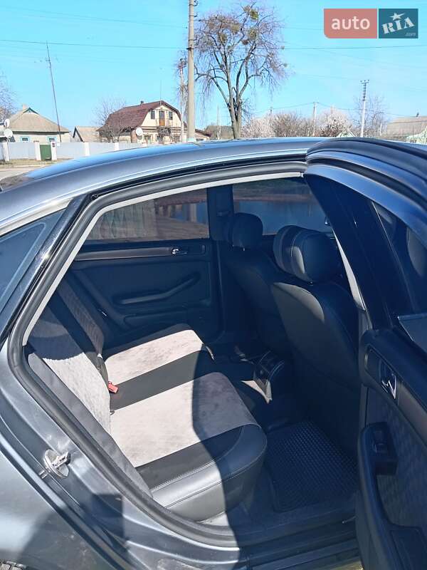 Седан Audi A6 1998 в Переяславі