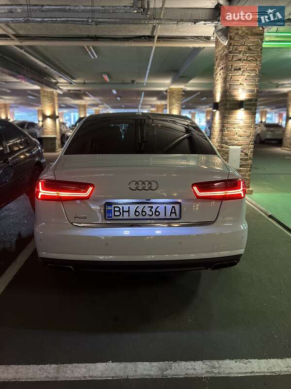 Седан Audi A6 2015 в Одессе