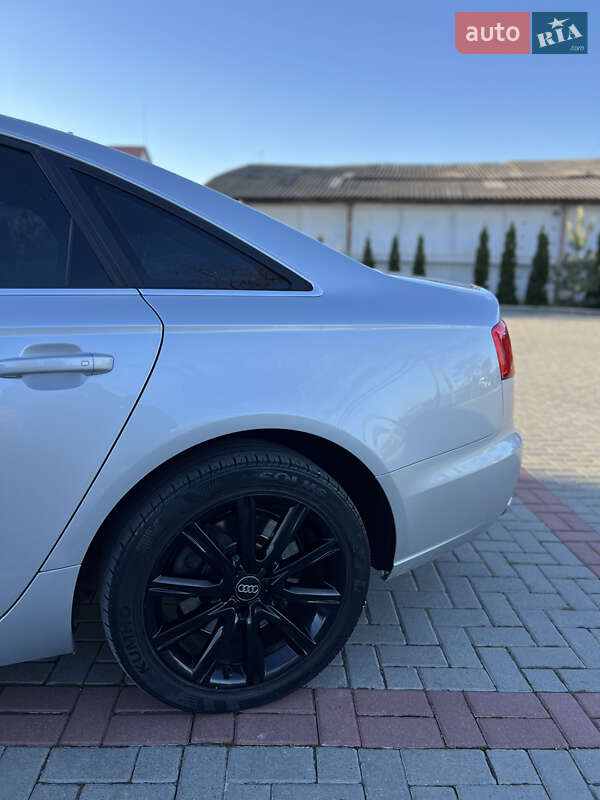 Седан Audi A6 2014 в Золочеві