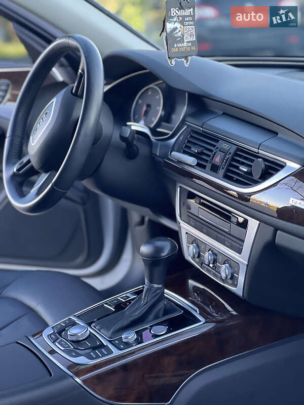 Седан Audi A6 2014 в Золочеві