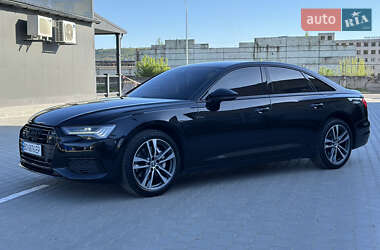 Седан Audi A6 2019 в 