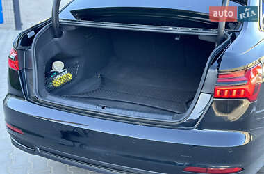 Седан Audi A6 2019 в 