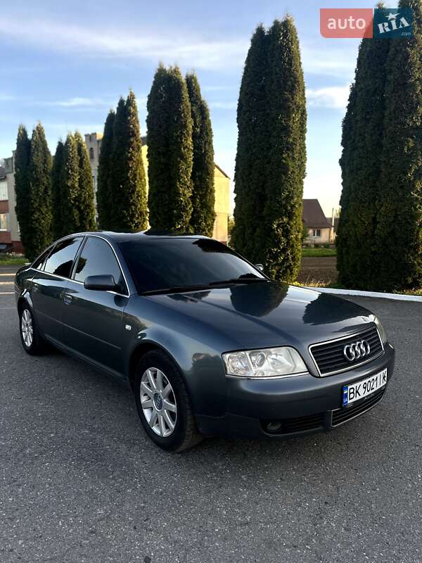 Седан Audi A6 2002 в Дубні