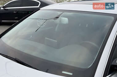 Седан Audi A6 2014 в 