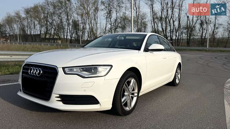 Седан Audi A6 2014 в Хмельницком