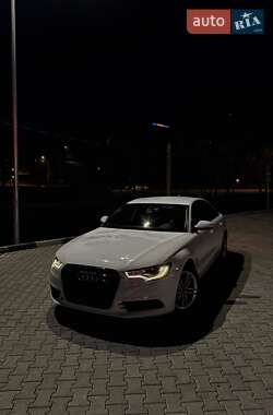 Седан Audi A6 2014 в 