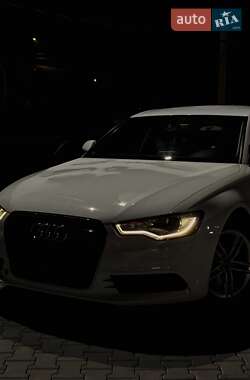 Седан Audi A6 2014 в 