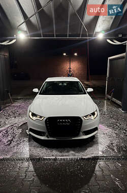 Седан Audi A6 2014 в 