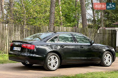 Седан Audi A6 2012 в 