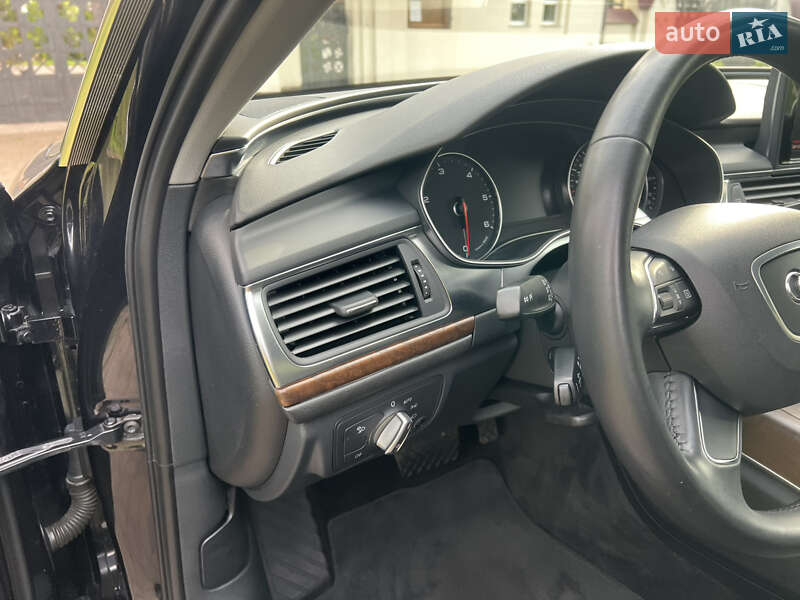 Седан Audi A6 2012 в Киеве