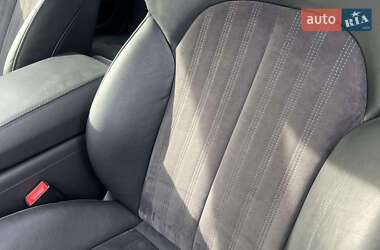 Седан Audi A6 2012 в 