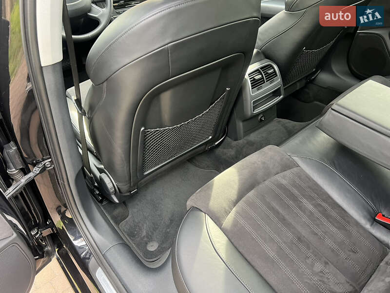 Седан Audi A6 2012 в Киеве