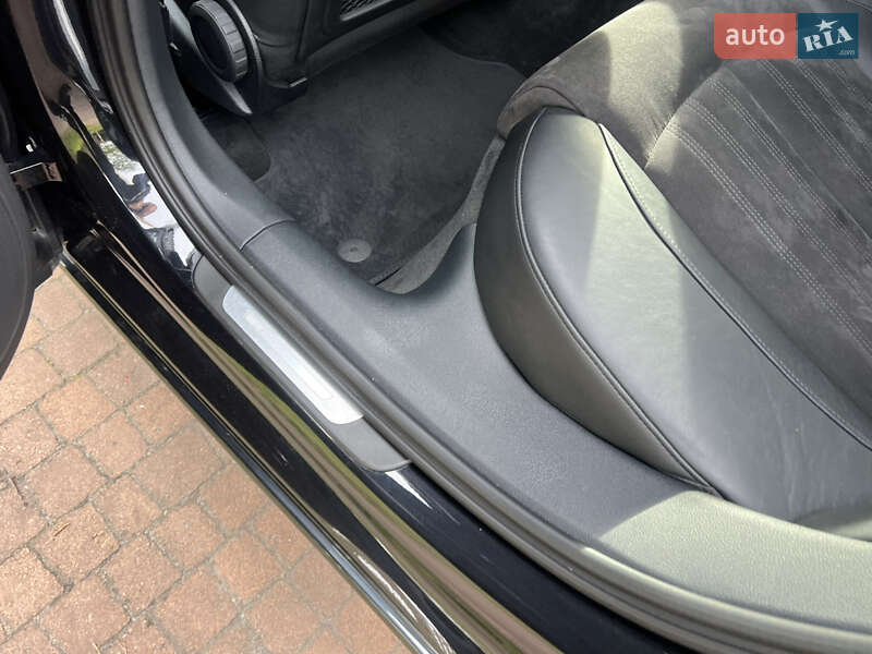 Седан Audi A6 2012 в Киеве