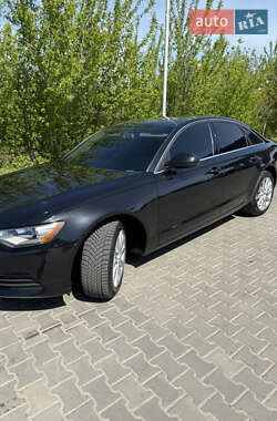 Седан Audi A6 2012 в Луцке