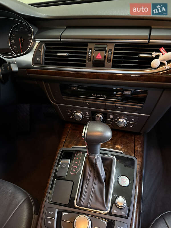 Седан Audi A6 2012 в Луцке