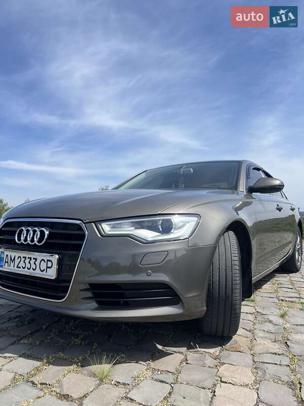 Седан Audi A6 2012 в Житомире