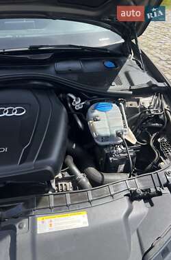 Седан Audi A6 2012 в 