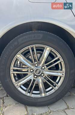 Седан Audi A6 2012 в 