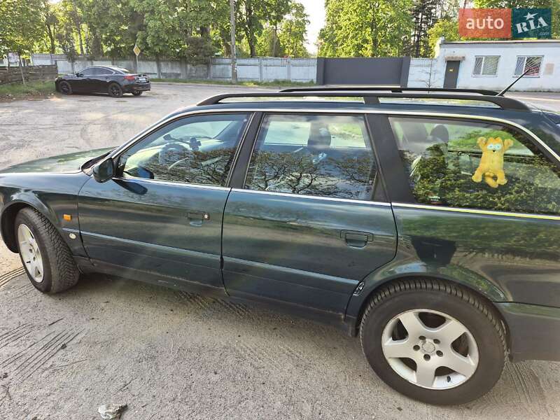Универсал Audi A6 1997 в Киеве